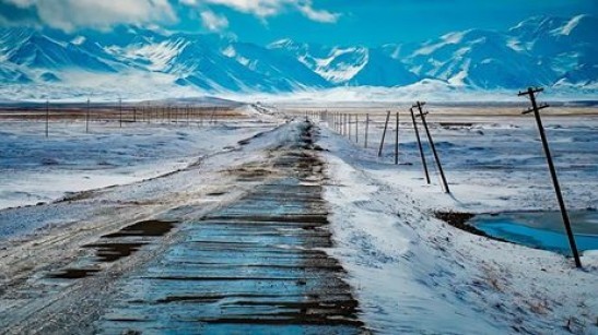 snow-storm-driving